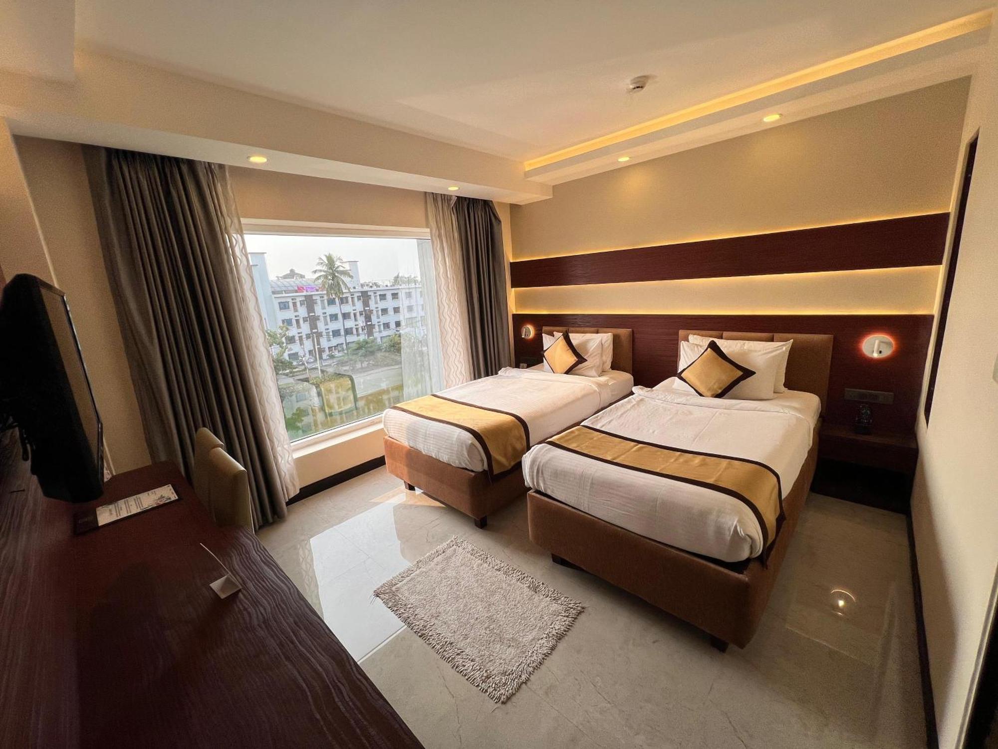 Golden Retreat Baharampur Exterior foto