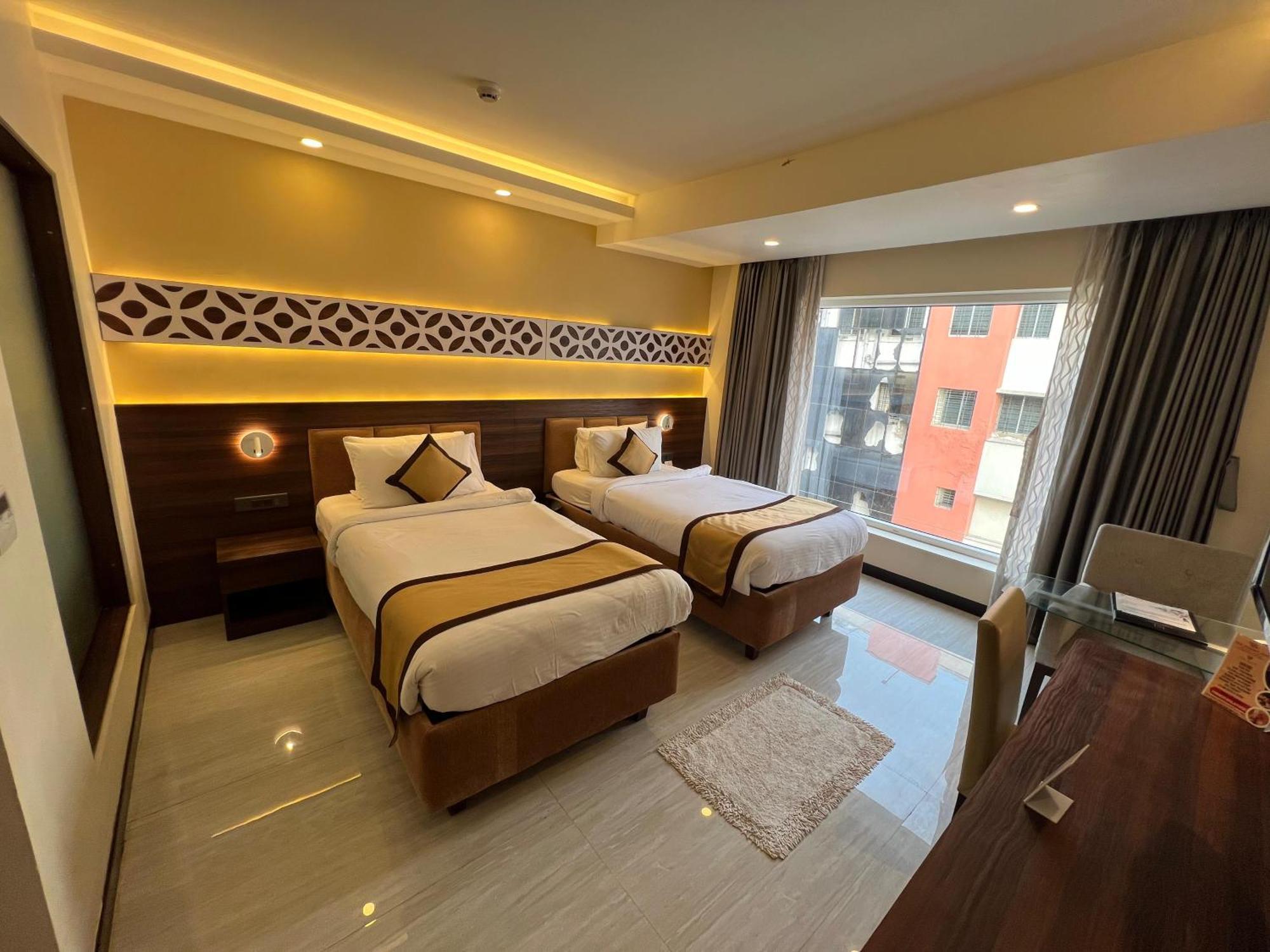 Golden Retreat Baharampur Exterior foto